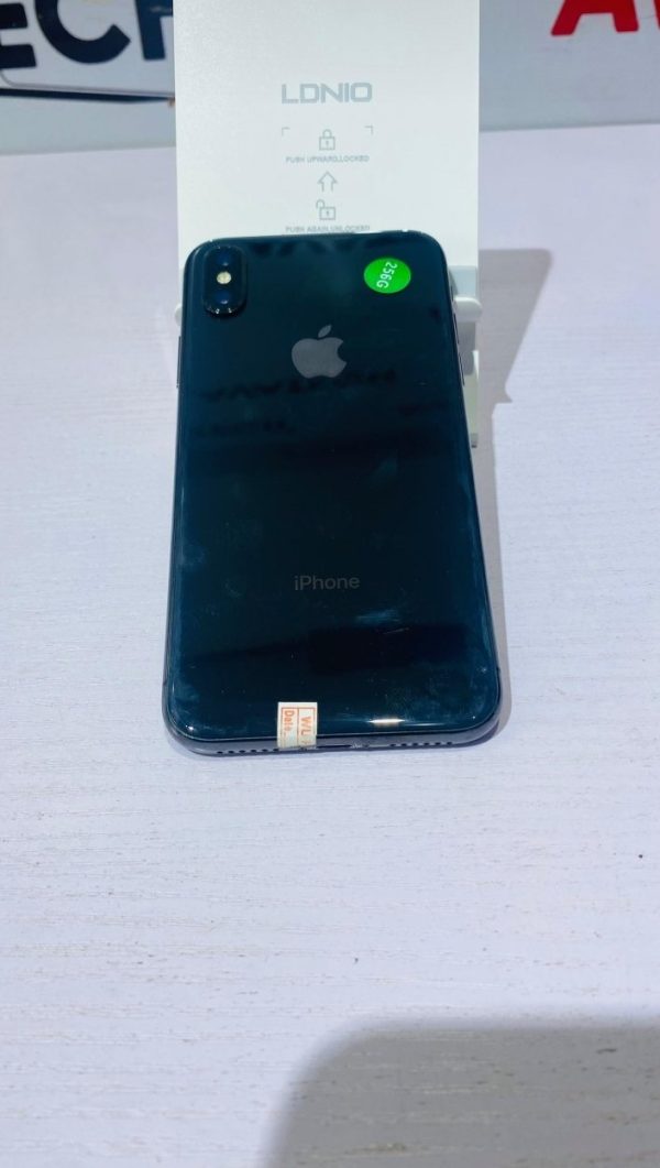 iPhone X - Image 3